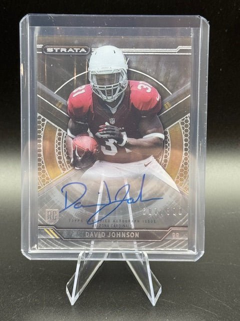 2015 Topps Strata Autographs David Johnson Autograph Rookie Card #SAD - JO Numbered 607/800 - Curators Corner LLC