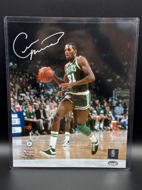 Cedric Maxwell Signed 8x10 Photograph - Curators Corner LLC
