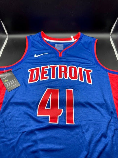 Saddiq Bey Signed Detroit Pistons Jersey - Curators Corner LLC